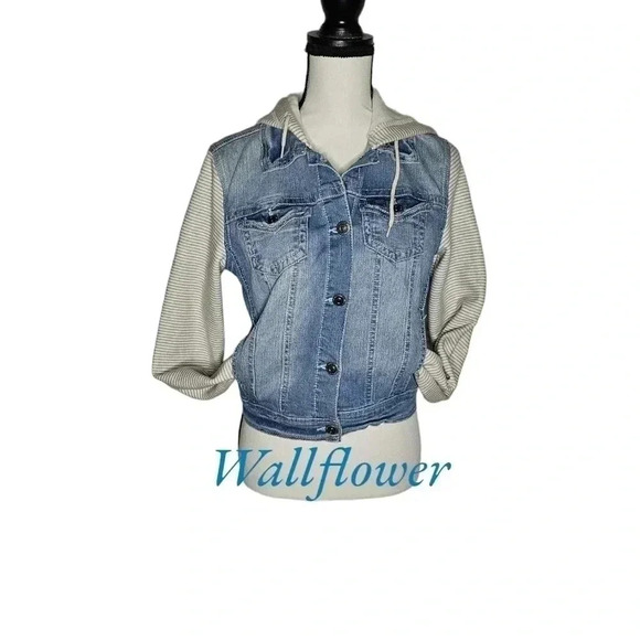Wallflower Jackets & Blazers - Wallflower Denim Jacket M